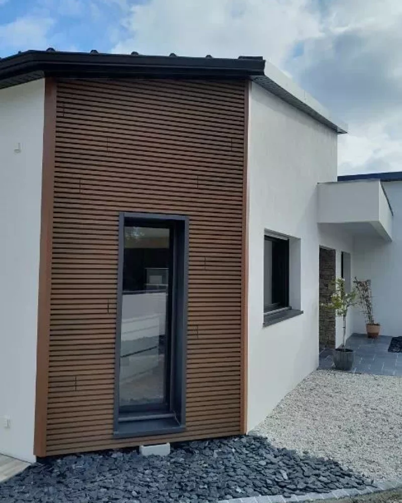 realisations-bardage-cyril-leclair-menuisier-agenceur-treize-septiers (1)